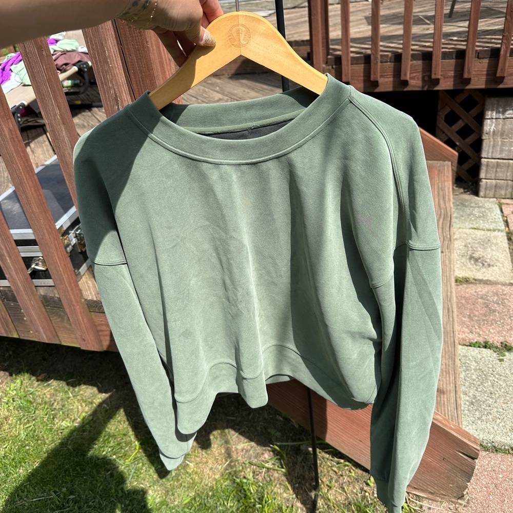 🚫SOLD🚫EUC lululemon softstreme pullover in green